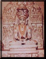 Picture of Shri Mahaveer Bhagwan, Swet varn, Padmasanastha, about 75 cms.